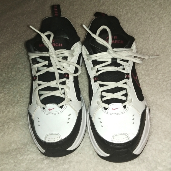 🔥💢 NIKE AIR MONARCH IV SHOES - Picture 2 of 10